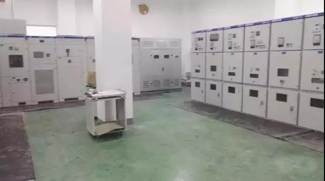 山東日照某糧倉(cāng)儲(chǔ)物流項(xiàng)目—APF有源電力濾波裝置(圖2) 山東日照某糧倉(cāng)儲(chǔ)物流項(xiàng)目—APF有源電力濾波裝置(圖2)