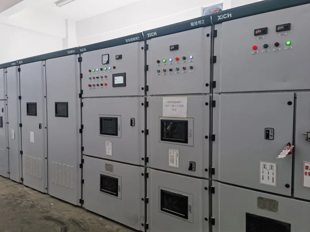 西馳電氣高壓降補(bǔ)軟起動(dòng)裝置在蒙西某化工廠(chǎng)帶載一次試車(chē)成功(圖4)